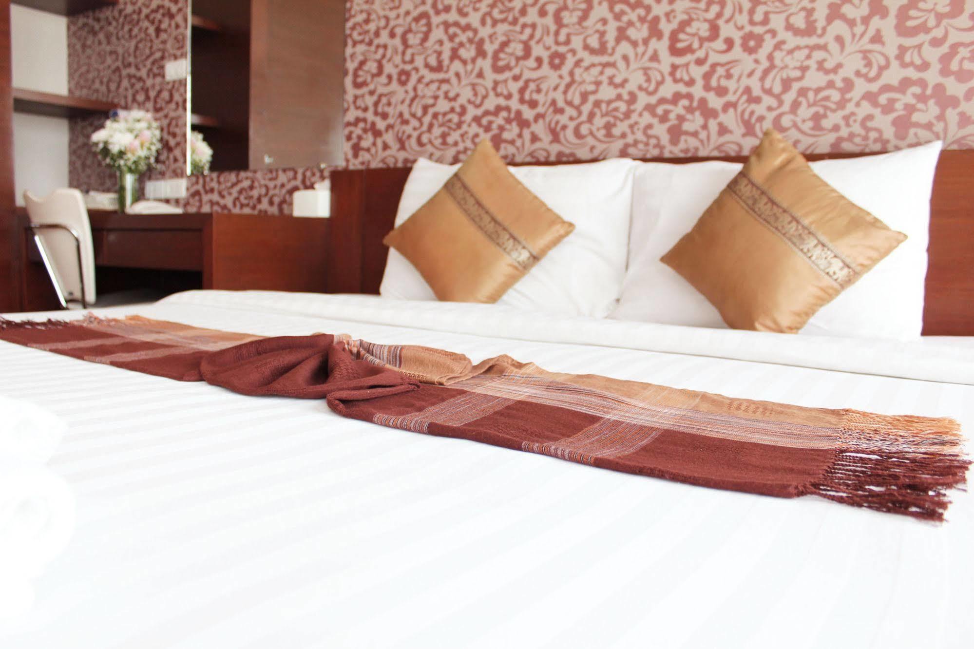 Baiyoke Ciao Hotel Chiang Mai Dış mekan fotoğraf
